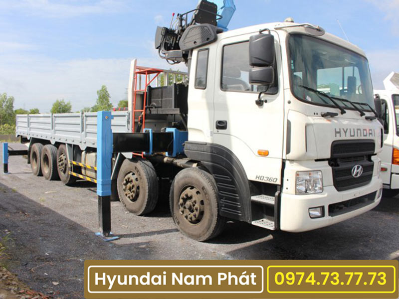 Xe Tải Hyundai HD360 Gắn Cẩu DongYang 7 Tấn SS1926 